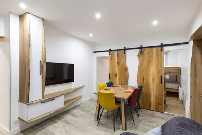 Image de Appartement central 4-6 pers, Rdc, bien équipé, proche télécabine et commodités.