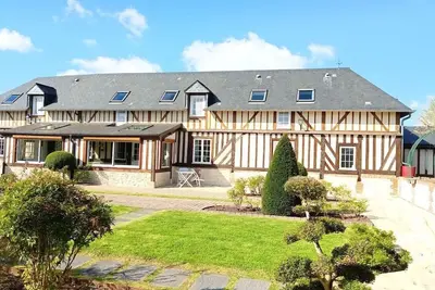 Image de Belle Longère avec Jacuzzi Proche Honfleur