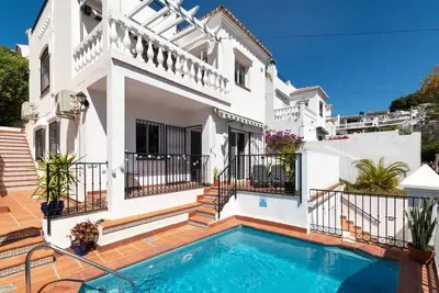 Image de Sierramar Summary:<br>A