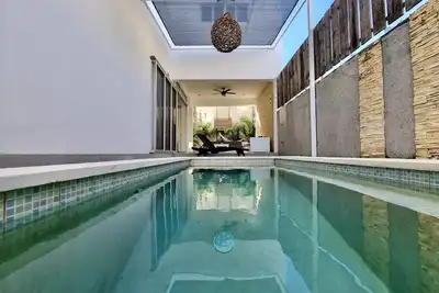 Image de Modern Villa + Good location + private pool + Ac +Sleeps12