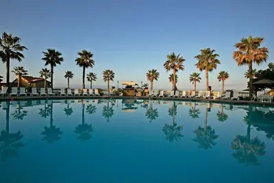 Image de Come and enjoy the Newport  coast in this luxury villa!