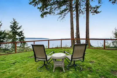Image de Luxury Home w/Exercise Pool & Hot Tub, Free WiFi, Fire Pit, Deck, & Game Room