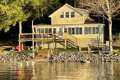 Image de Brewer Lake 3 bed / 1. 5 bath Waterfront Cottage