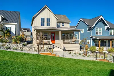 Image de The Griswolds at Chelan Lookout Vacation Rentals