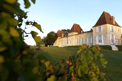 Image de Cedar Cottage in a Exceptional 17th Century Castle in Gascony