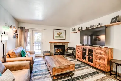 Image de Mountainside Powderview Condo: Nice Frisco Retreat