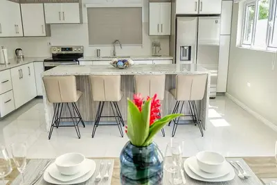 Image de Sbs Modern Seaview Villa - 5 bed/4bath with Private Pool and Chef Included