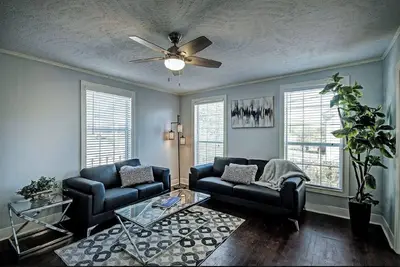 Image de Fondren: Modern Magnolia