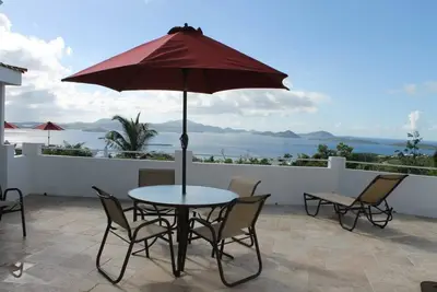 Image de Serene Cruz Bay Villa | Sep Mstr Kg Suite | Stunning Sunsets
