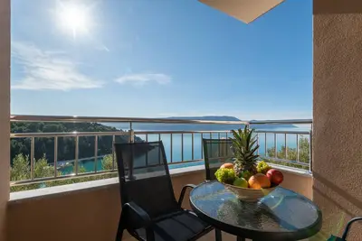 Image de Sunset Maslina 6