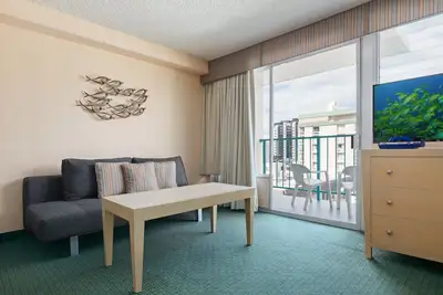 Image de Aqua Aloha Surf Waikiki 1405 Studio w/Lanai & Partial City Views