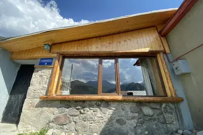 Image de House in Stepantsminda Kohi