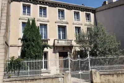 Image de Large family house in a 19th century Hôtel Particulier