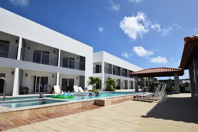 Image de 25%Off Laurel Condo Arena at Eagle Beach