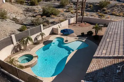 Image de \" Tiki Ranch \" Pool Home 😎