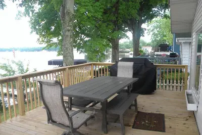 Image de Mermaid Waterfront Villa with Pier on Lake Webster