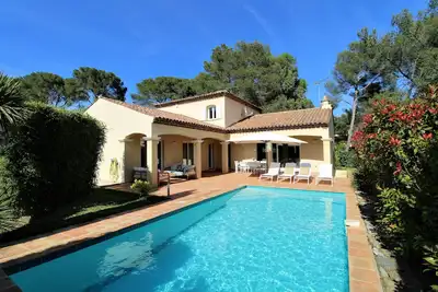 Image de Villa avec piscine chauffée & plage à 10min à pied