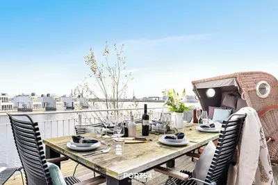 Image de Harbour House - 1st row on the water, roof terrace, sauna, fireplace, 2 parking spaces