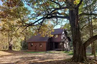 Image de The Wolf Den - A Wooded Hideaway - Now With Atv Trail Access