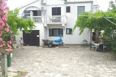 Image de Appartement dans Tribunj avec vue mer, Balcon, Climatisation, Wifi (5037-2)