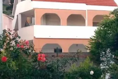 Image de Appartement dans Tribunj avec terrasse, Climatisation, Wifi (5038-2)