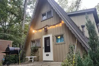 Image de Lakefront-Crib+Dogs+Kayaks 8 min to Wawasee boat ramp, pking for trailers, 4 TVs