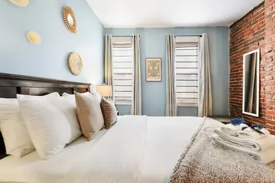 Image de Walk to Everything★Cozy Patio★Work From Home! ★