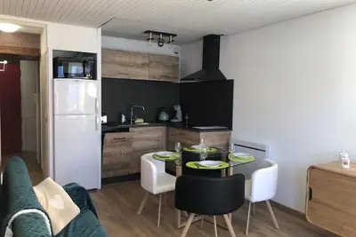 Image de Location saisonnière appartement Vars Le Pastourlet tout rénové ski aux pieds.