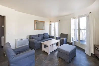 Image de 2ch 2sdb 6ème étage avec ascenseur dans le 9ème près des Galeries Lafayette / Printemps