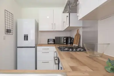 Image de Pass the Keys | Cheerful 4 Bed Central Townhouse | Garden & Parking