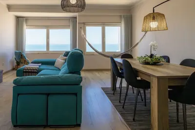 Image de Blue House With Sea View