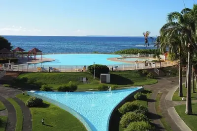 Anse des Rochers \"les Alizés du soir\" piscine plage