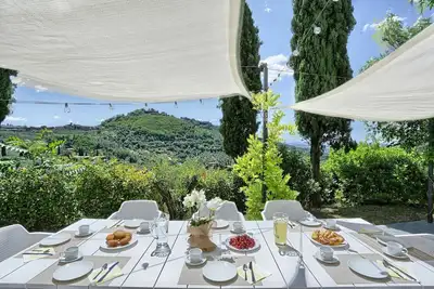 Image de Merveilleuse maison de vacances privée avec Wifi, climatisation, piscine privée et parking