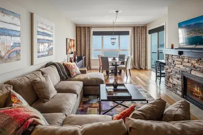 Image de Waterfront Seasons at Sandpoint Condo: Spa, Heated Pool, Boat Slip