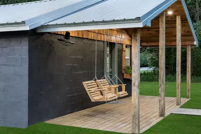 Image de Welcome to \"The Little house at the Landing\"