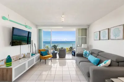 Image de The Oceanscape | 2br Apt w. Ocean Views