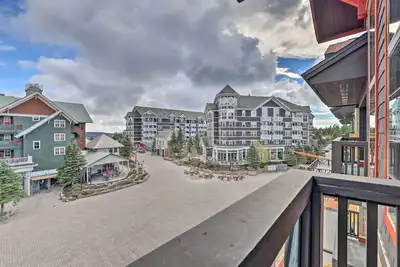 Image de Ski-In/Out Condo in Snowshoe Mountain Resort!