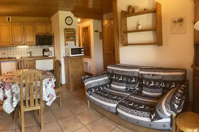 Image de Appartement cosy 4 à 6 pers, balcon vue Monts, tout équipé