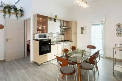 Image de Appartement dans Villa avec Piscine
