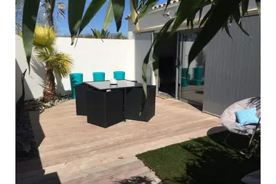 Image de Proche Plage, Dans Un Environnement CHAMPÊTRE