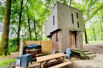 Image de Lodge Pilotis & Spa Privatif (4/5 pers) - Etape en Fôret