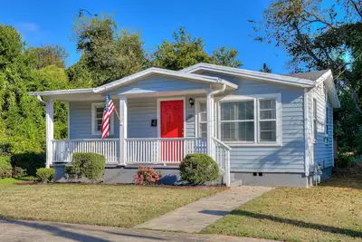 Image de 3 Queens, 2 bedrooms, full kitchen & laundry