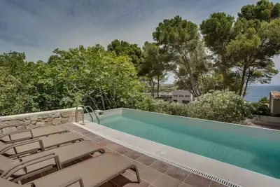 Image de Villa Padri, avec vue à 200m de la mer avec piscine
