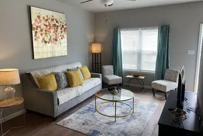 Image de Valdosta Oasis: 2br 2. 5 Ba near Vsu and Downtown