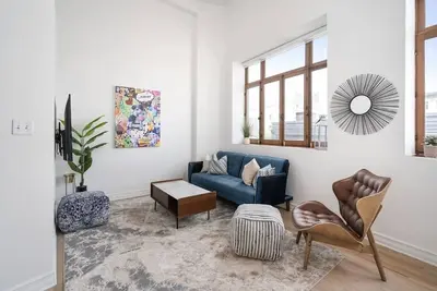 Image de Luxury 2 Floor Apt Heart of Old Mtl | St Paul St |