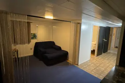 Image de 1 Bed-room Suite<br>Clean and Comfortable and private entrance.