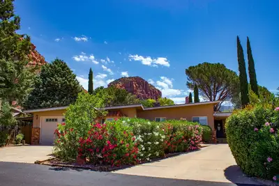 Image de The Starlite Lounge Heart of Sedona Views! Hiking! Views!