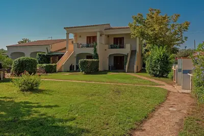 Image de Agréable appartement pour 6 personnes avec climatisation, Wifi, Tv, patio, animaux admis et parking