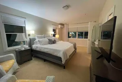 Image de King Suite in Highlands Close to town