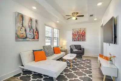 Image de Charming Gulf Coast Cottage - 1 Mile to the Coast!